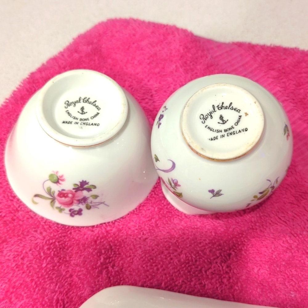 Vintage Royal Chelsea Cream and Sugar Set - Picture 6 of 9